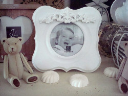 Cadre photo rond en bois blanc