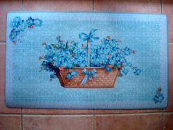 Tapis de sol campagnard au panier de fleurs bleues