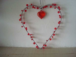 Suspension coeur transparent et perles blanches