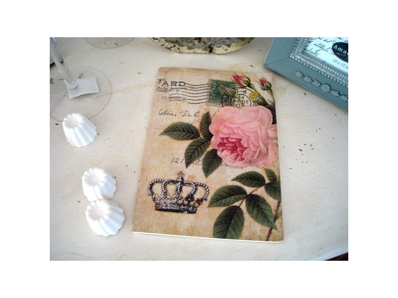 Grand carnet de notes fantaisie orné d'une rose et d'une couronne