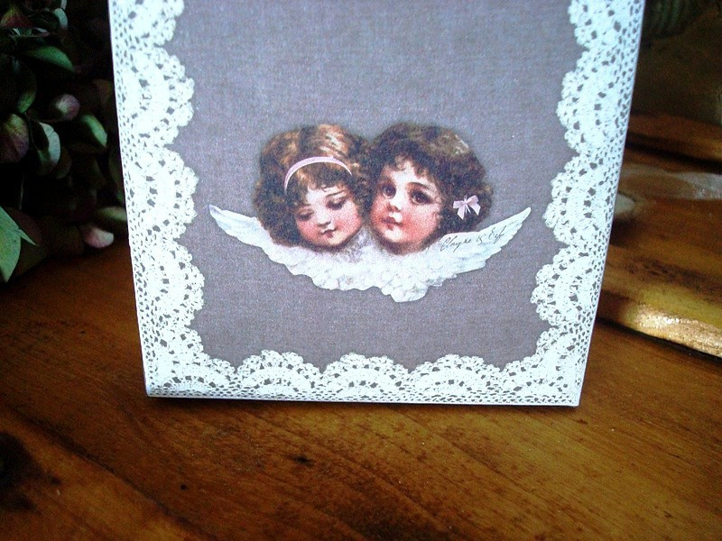 Sachet senteur dentelles et angelots parfum de roses, ambiance cosy