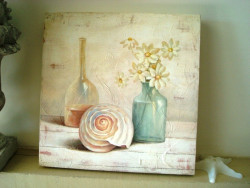Cadre déco carré au coquillage et fleurs blanches, ambiance bord de mer