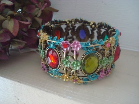 Bracelet manchette vintage perles à facettes multicolores