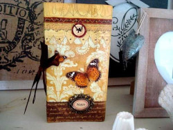 Carnet de notes fantaisie aux papillons et aux boutons