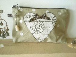 Pochette de sac vintage au coeur gris faite main